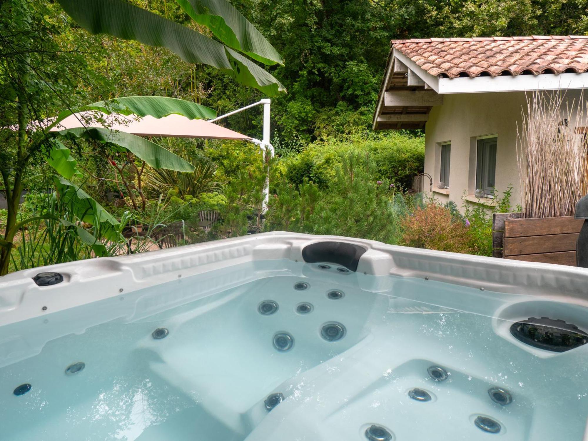 Chambre D'Hotes Au Calme Avec Spa เนรัค ภายนอก รูปภาพ
